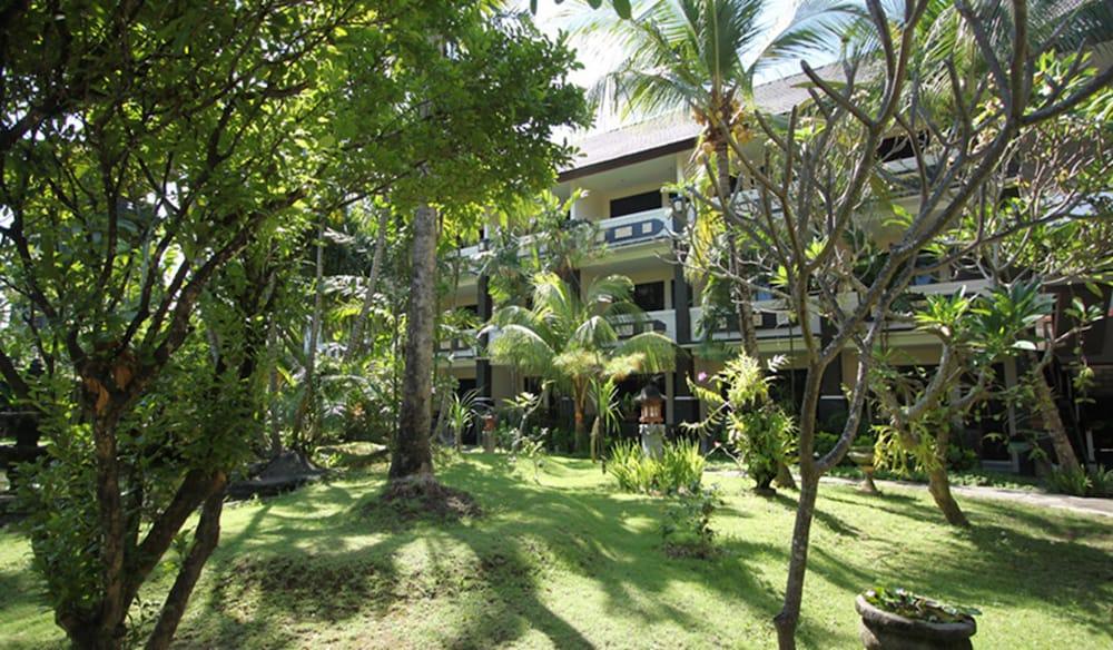 Bakung Beach Resort Kuta Lombok Exterior foto